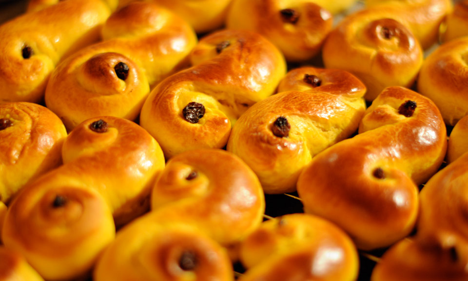 Bullar Spring Saffron Bullar Recipe: A Swedish Delight with a Persian Twist – Pure ...